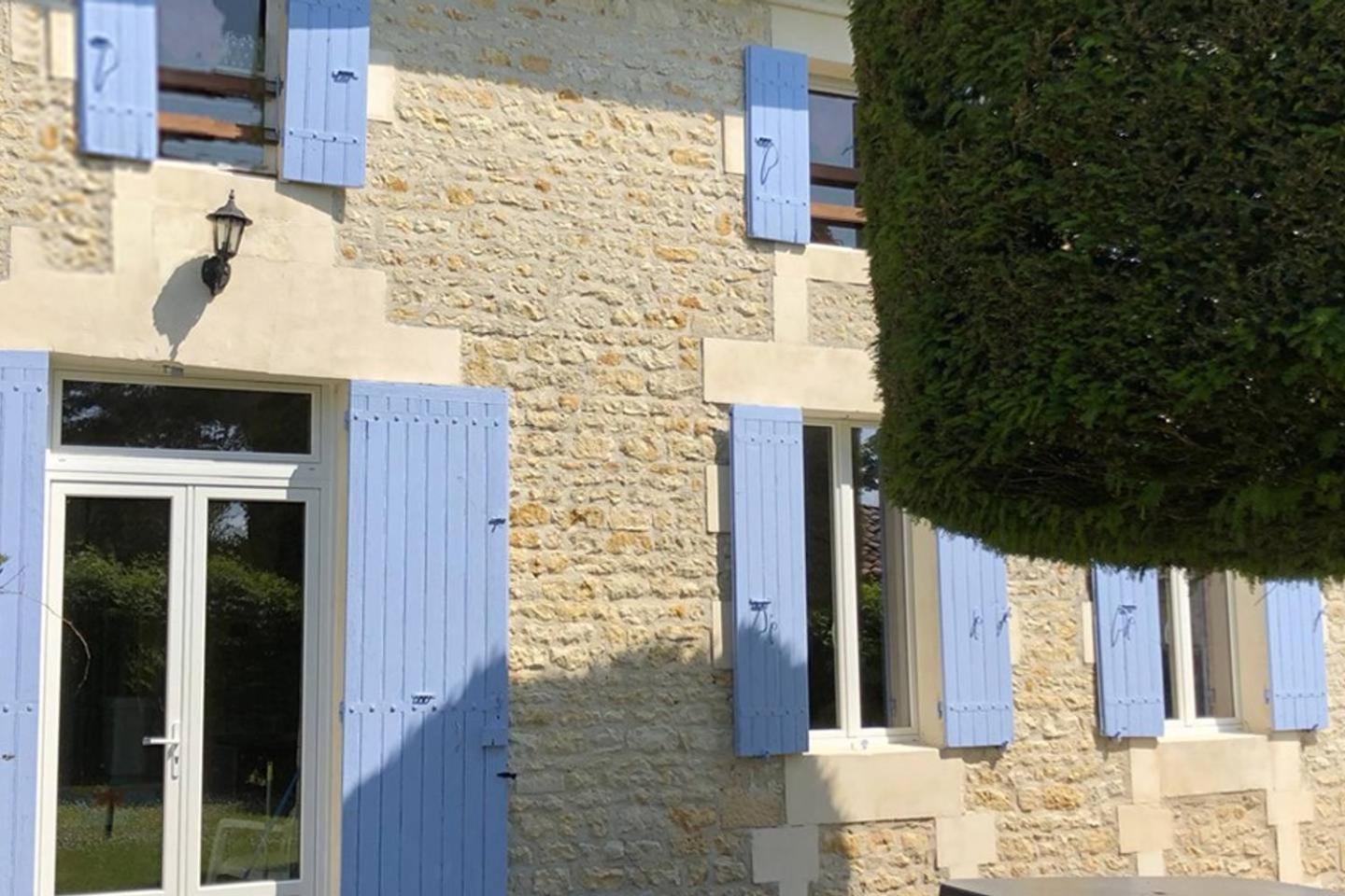Gites Chez Belliveau Meursac Bilik gambar